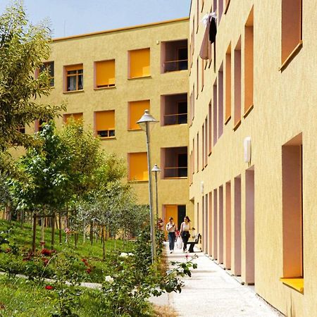 טיראנה Comfy Studio At 'Mangalem21 Complex' Parking-Wifi-Ac-View מראה חיצוני תמונה