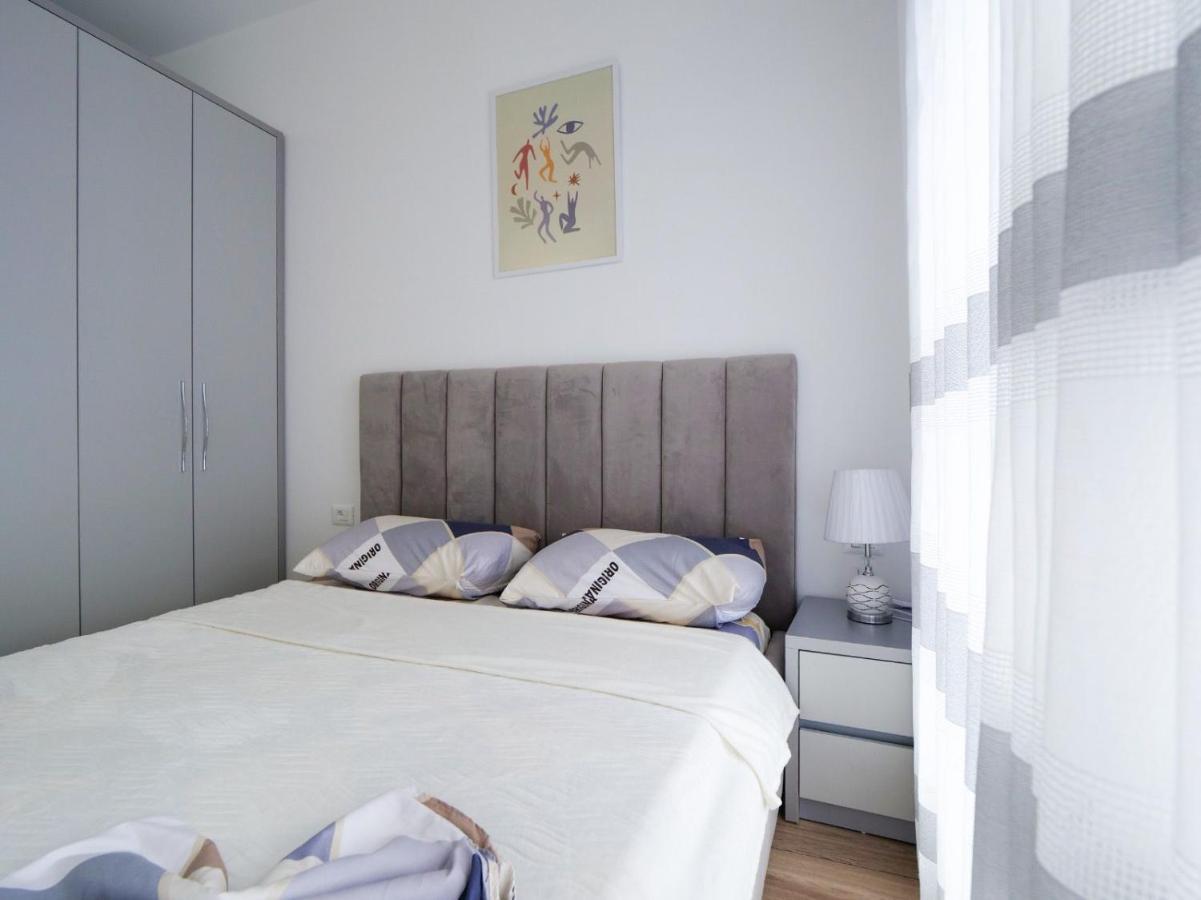 טיראנה Comfy Studio At 'Mangalem21 Complex' Parking-Wifi-Ac-View מראה חיצוני תמונה
